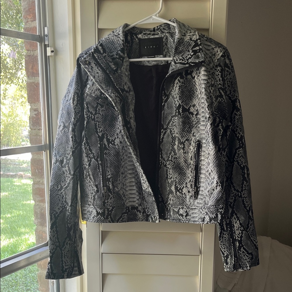 BLANK NYC Black and Gray Snake Print Faux Leather Jacket Size XL